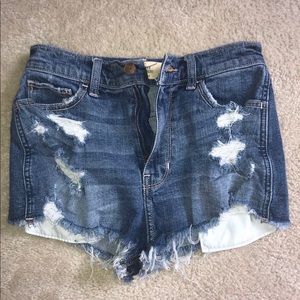 vintage high rise high waisted ripped denim shorts